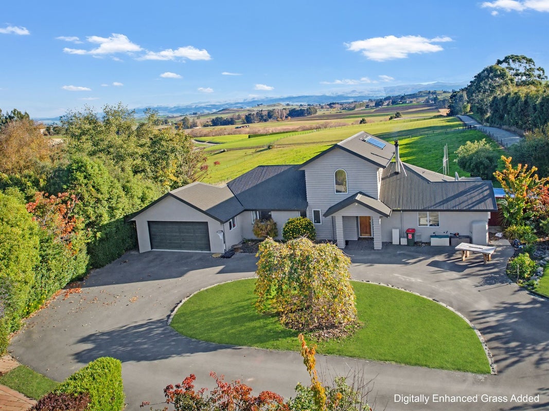140 Awamoa Road, Oamaru, Waitaki, Otago - Carousel 1