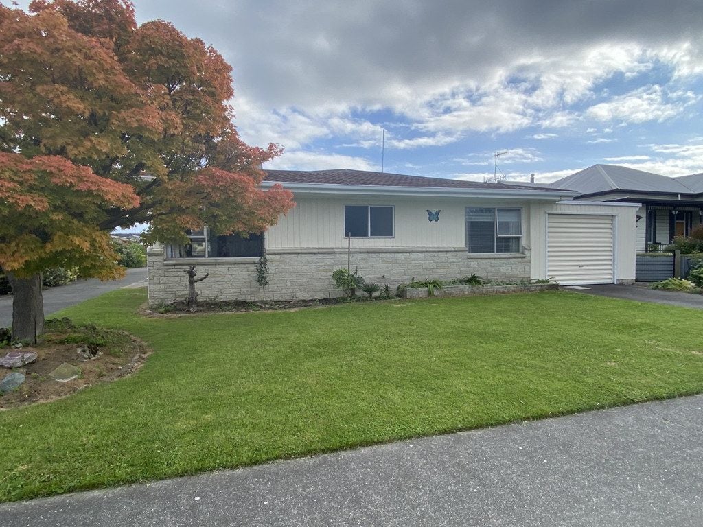 1/8 Peddie Street, TARADALE, NAPIER - Carousel 1