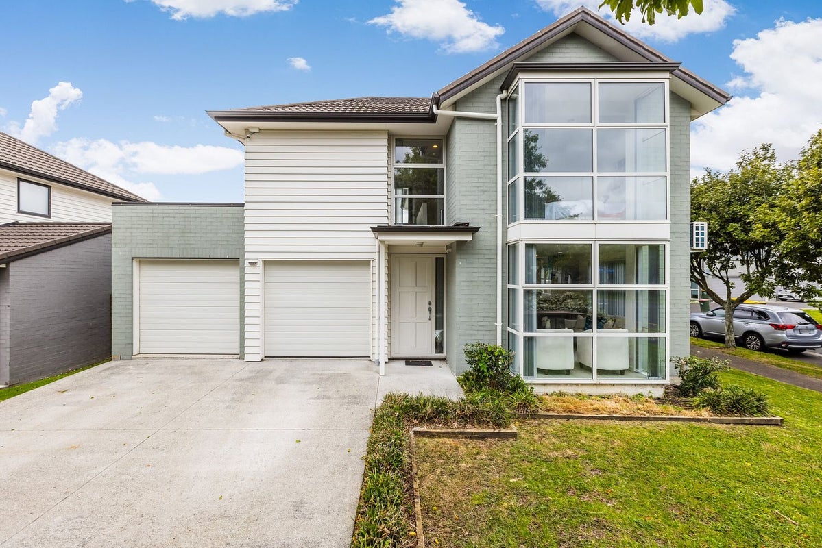 37 Kauri Drive, Takanini, Auckland - Carousel 2