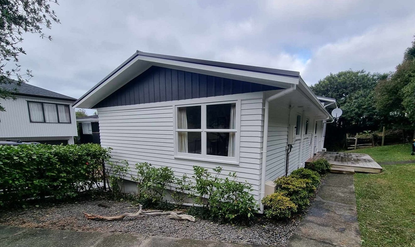 36 Wyoming Avenue, Murrays Bay, Auckland - Carousel 1