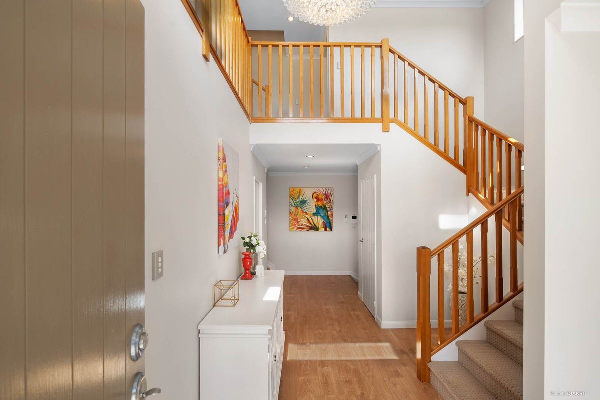 19A Woodhouse Place, West Harbour, Auckland - Carousel 2