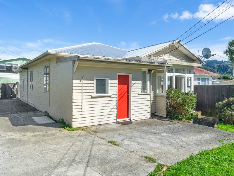 6 Bristol Street, Trentham, Upper Hutt - Carousel 23