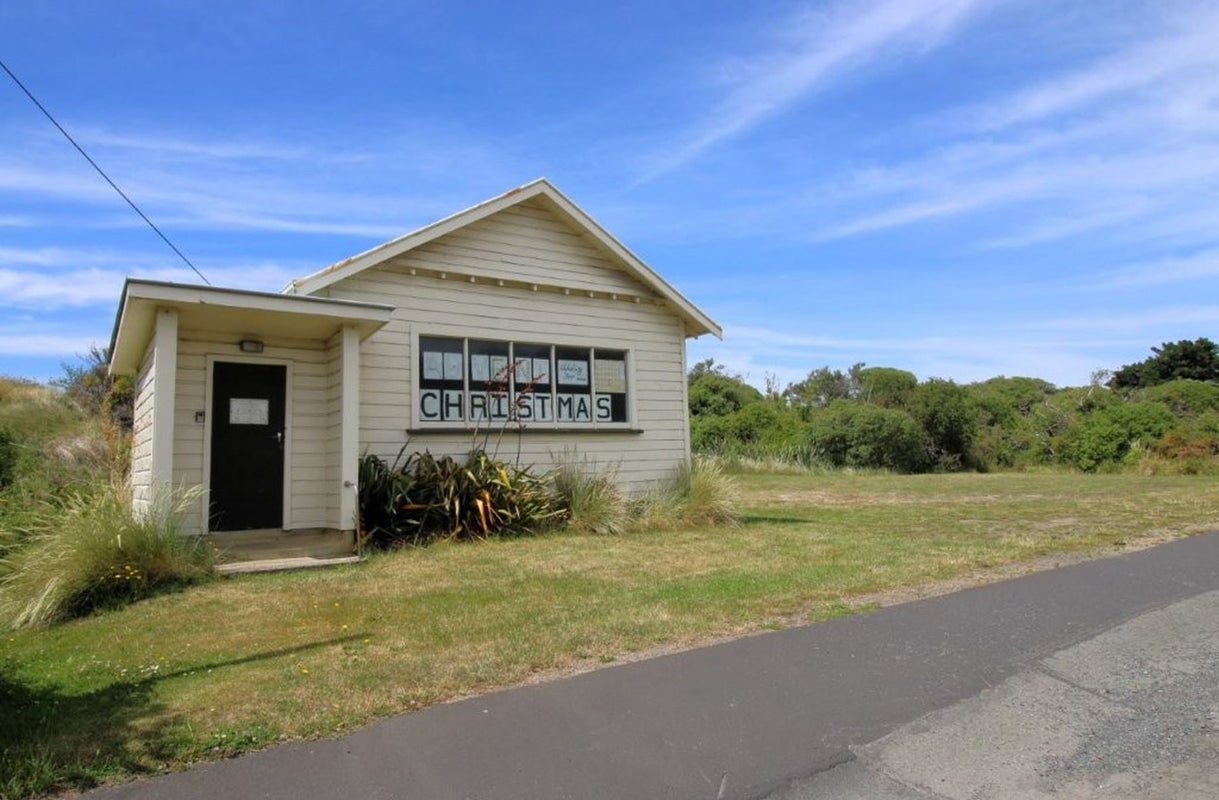 863 Brighton Road, Ocean View, Dunedin - Carousel 1