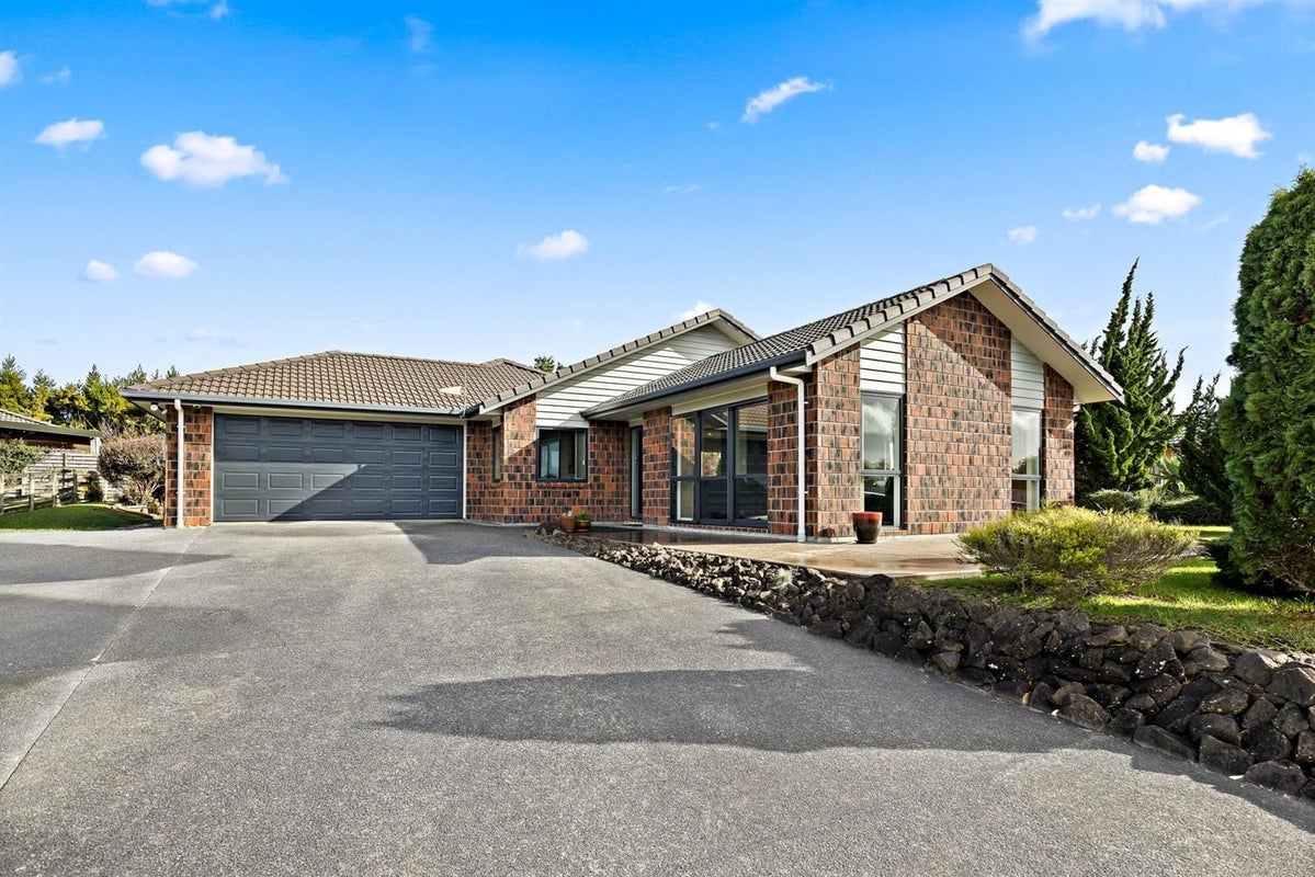 5 Omana Avenue, Helensville - Carousel 1
