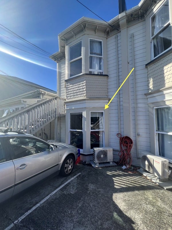 61B Pirie Street, Mount Victoria, Wellington - Carousel 1