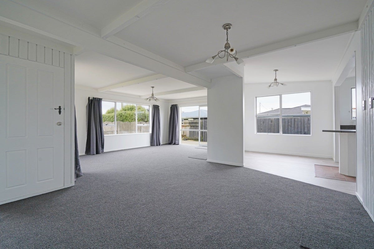 84 Paterson Street, Grasmere, Invercargill - Carousel 2