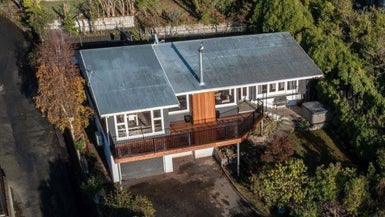 186 Mount Pleasant Road, Mount Pleasant, Christchurch - Carousel 1