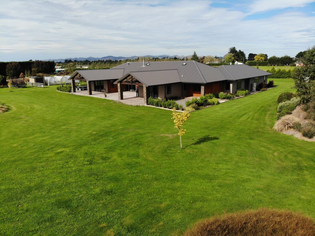 354 Maddisons Road, Christchurch - Carousel 2