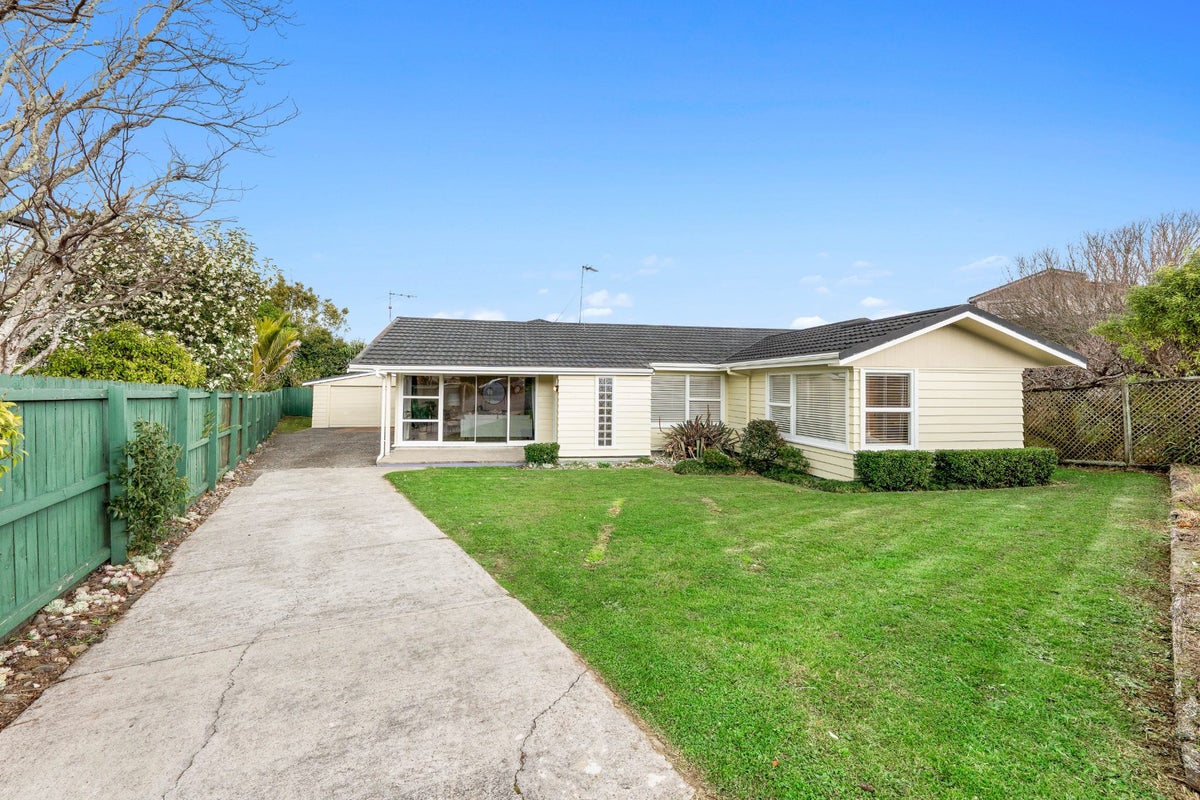 9 Yacht Place, Bucklands Beach, Auckland - Carousel 24