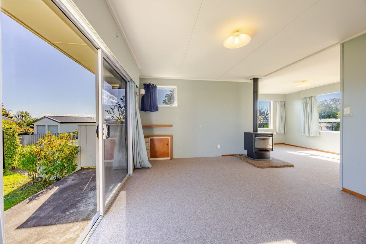 14 McLean Terrace, Waipukurau, Waipukurau - Carousel 2