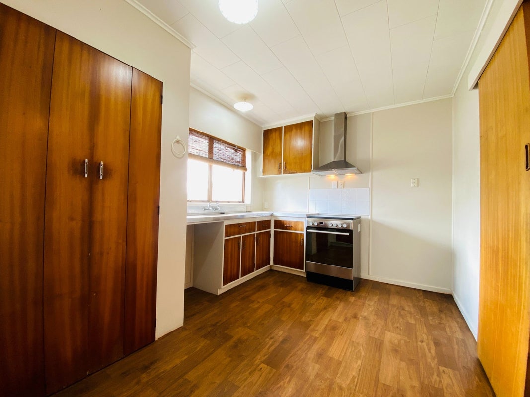 88 Princes Street, Pukekohe, Pukekohe - Carousel 2