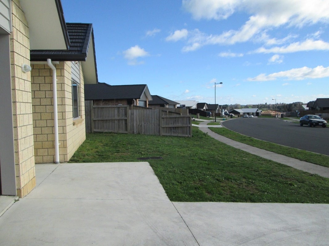 7 Alpers Ridge, Leamington, Cambridge - Carousel 2