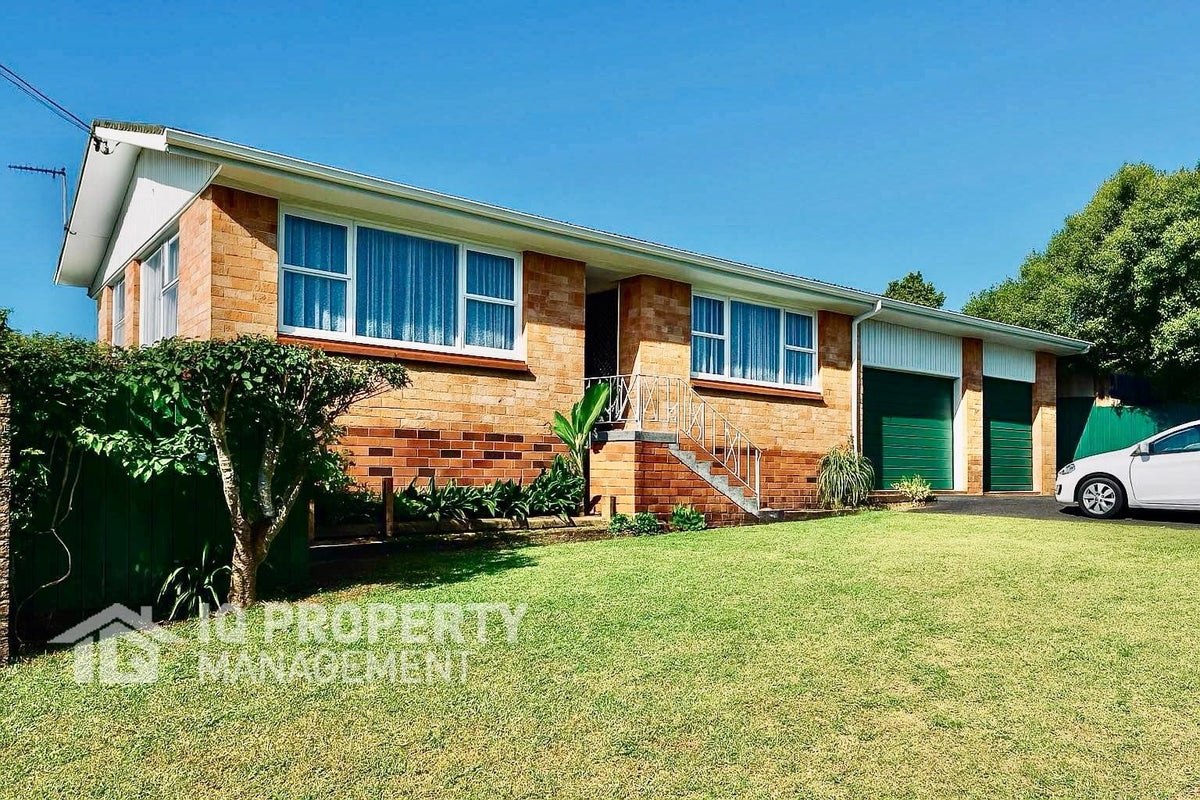 15A Collie Street, Hillpark, Auckland - Carousel 1