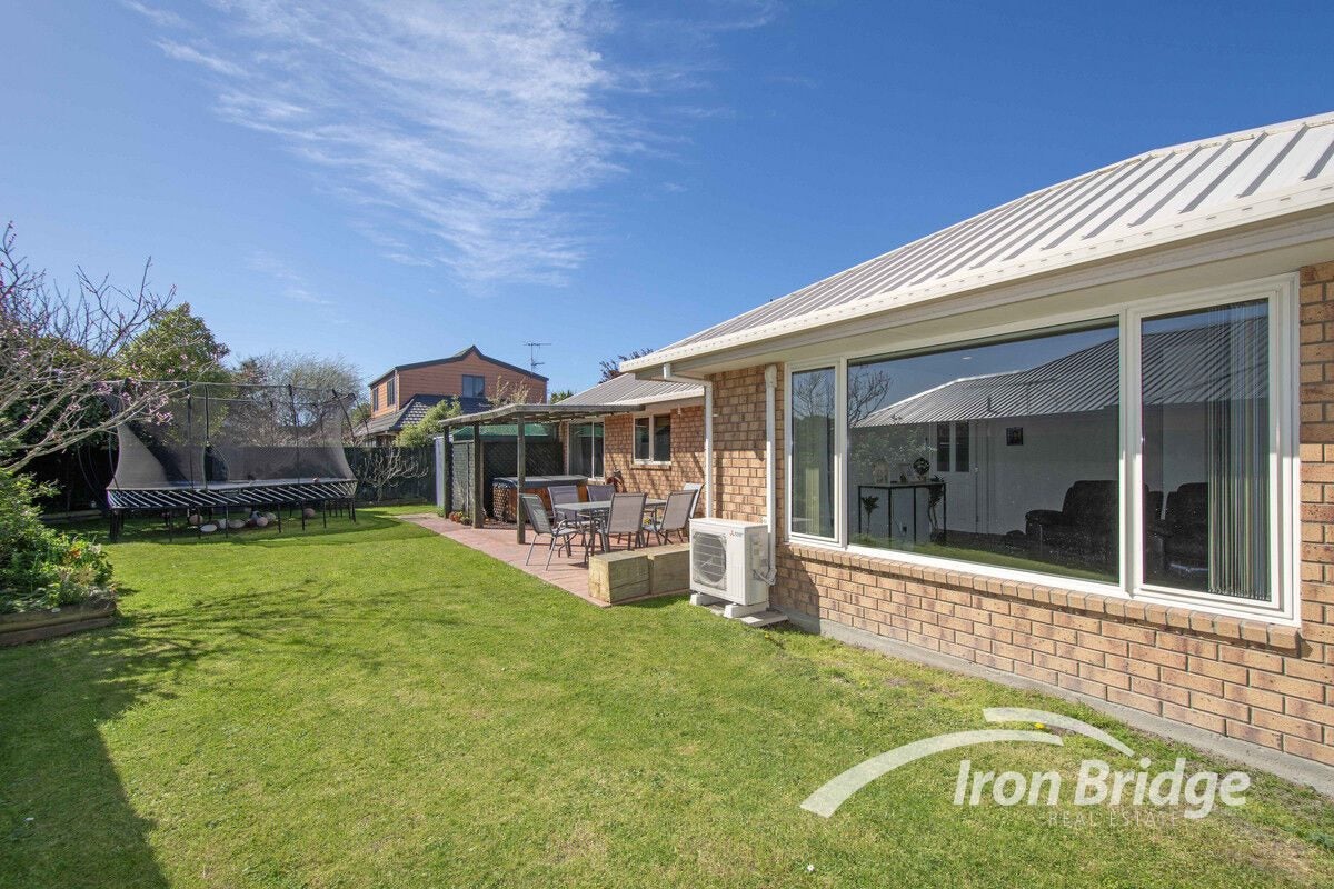 112 Bayswater Crescent, Bromley, Christchurch - Carousel 12