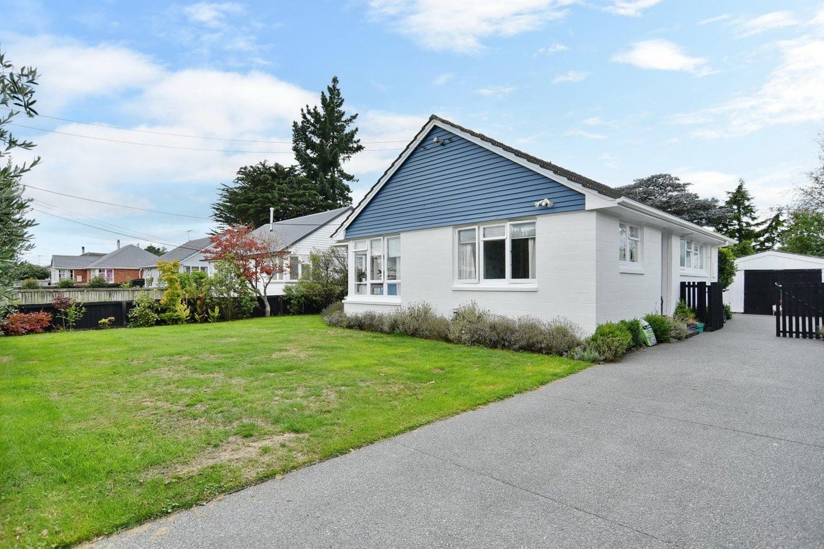 50 Joy Street, Shirley, Christchurch - Carousel 1