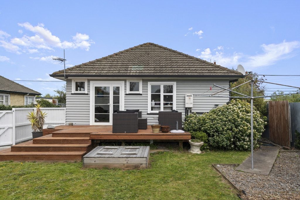 6 Roberts Road, Hei Hei, Christchurch - Carousel 1