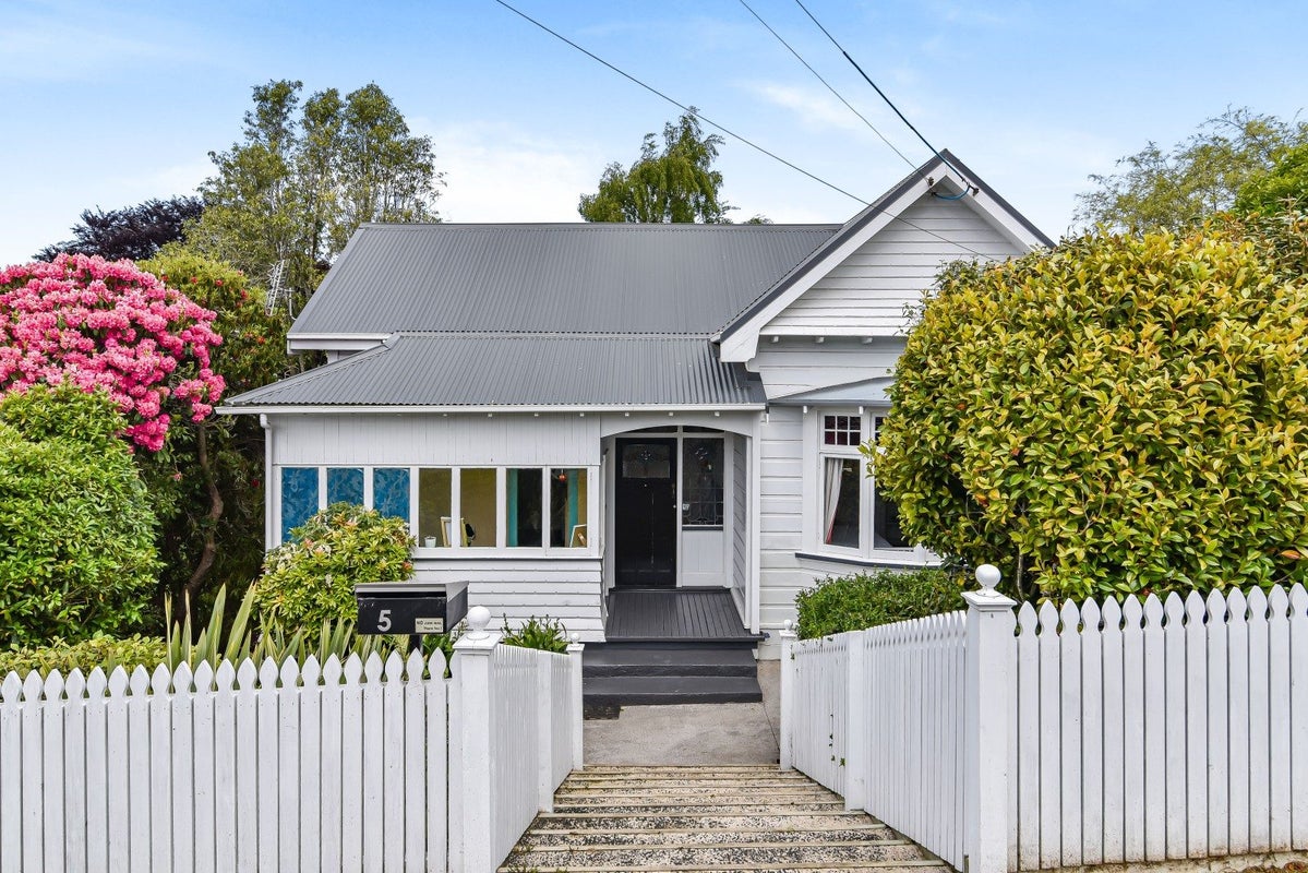 5 Napier Street, Belleknowes, Dunedin - Carousel 25