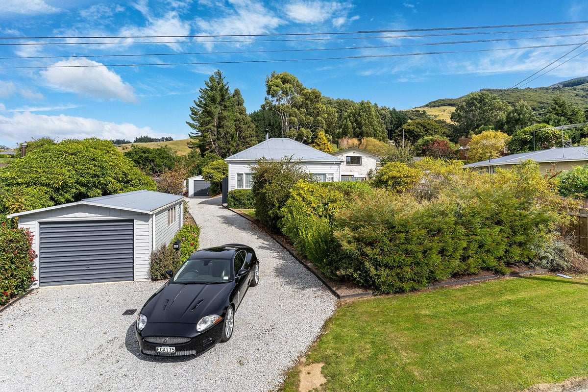 93 Hall Road, Sawyers Bay, Dunedin, Otago - Carousel 1