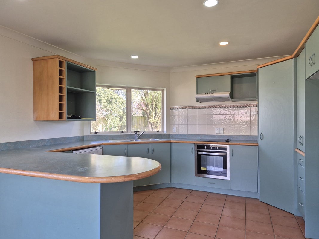 64 Spinnaker Drive, Flagstaff, Hamilton - Carousel 2