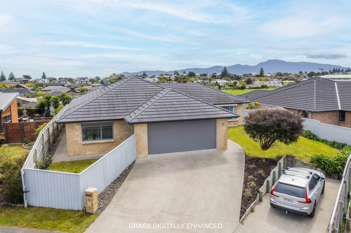 10 Beckett Lane, Raumati Beach, Paraparaumu - Carousel 1