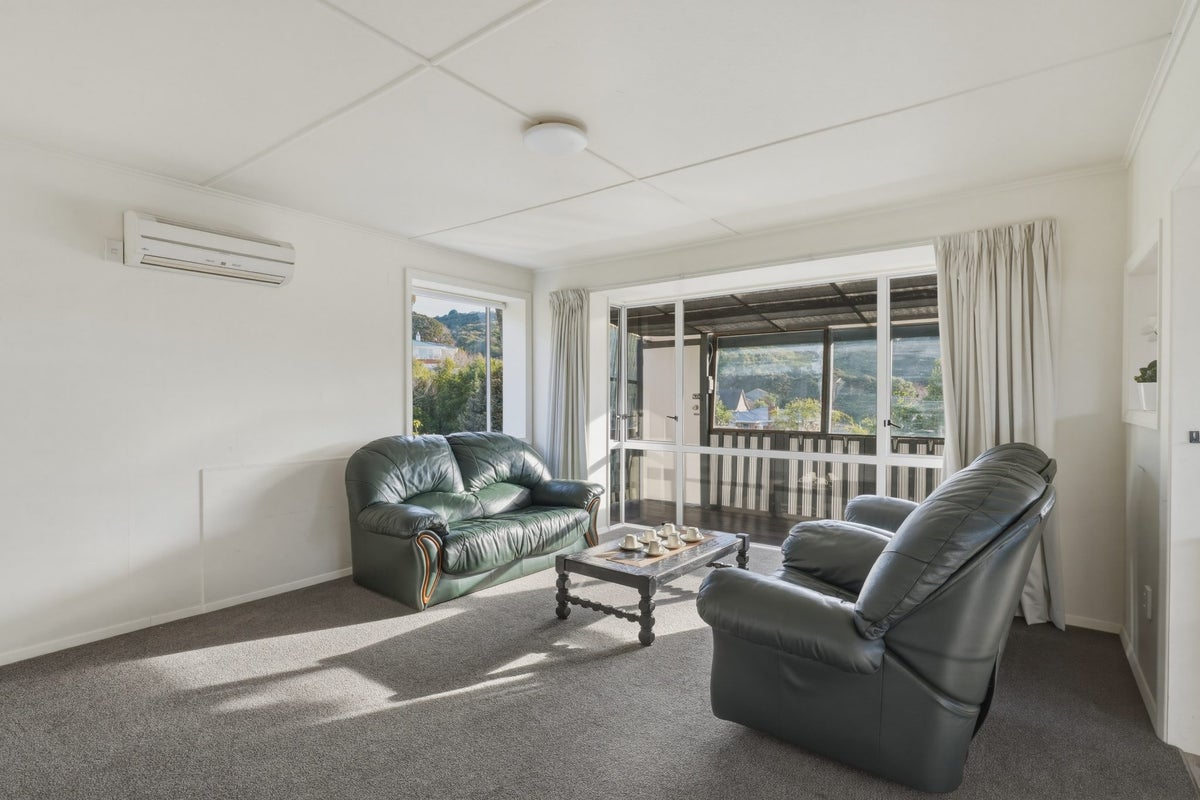 94 Brockville Road, Glenross, Dunedin - Carousel 2