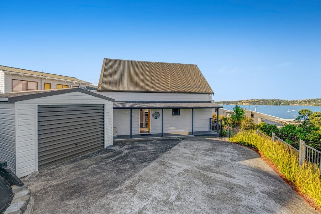 23A Melandra Road, Stanmore Bay, Whangaparaoa - Carousel 1