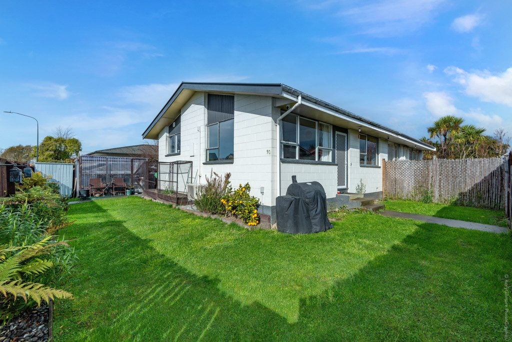 1/90 Charles Street, Waltham, Christchurch - Carousel 1
