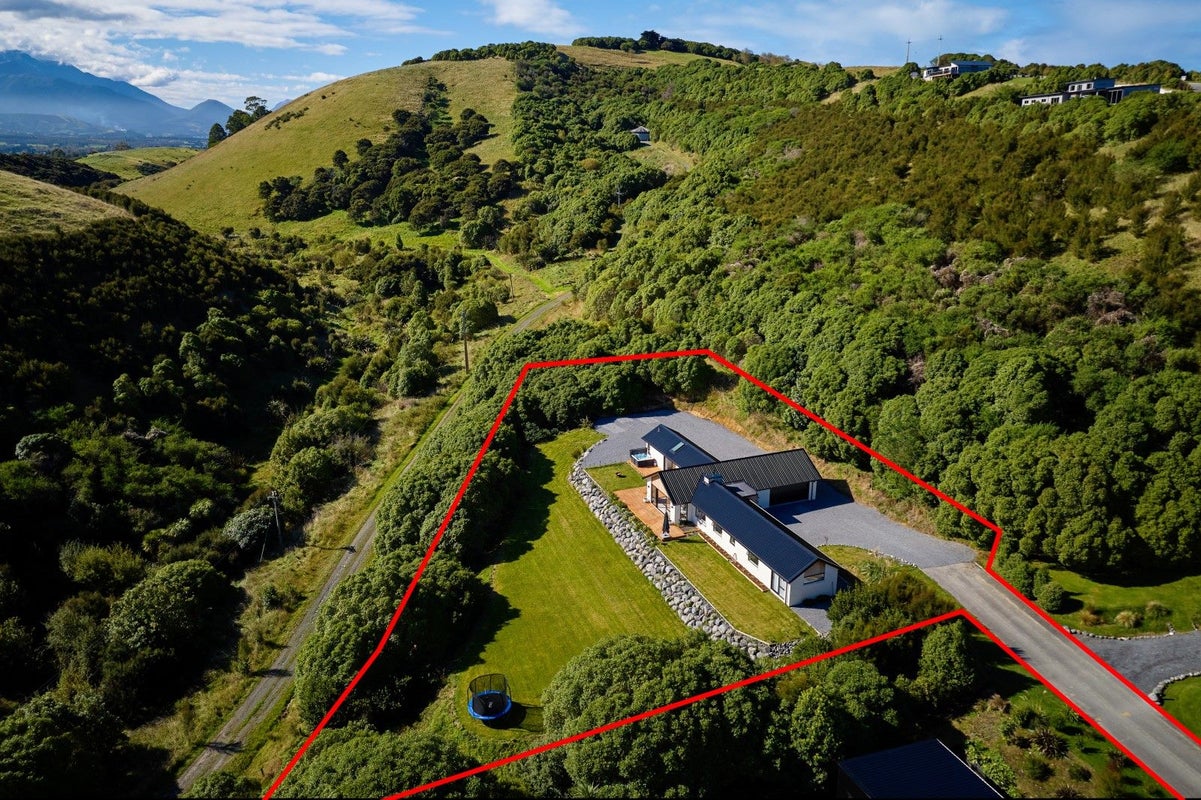 5 Ingles Drive, Kaikoura Flat, Kaikoura - Carousel 1
