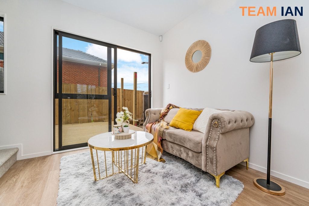 442 Old Te Atatu Road, Te Atatu Peninsula, Auckland - Carousel 2