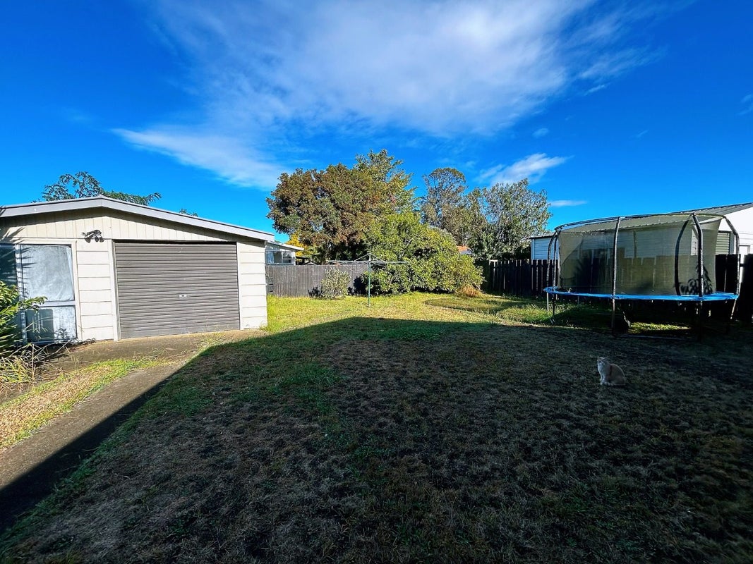 31 Elmwood Crescent, Pukete, Hamilton - Carousel 13