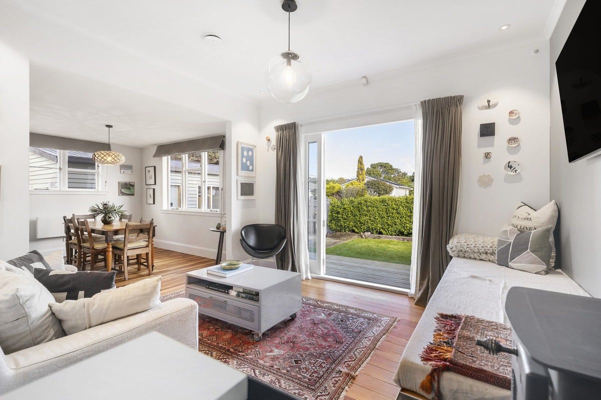 23 Mason Street, Moera, Lower Hutt - Carousel 2