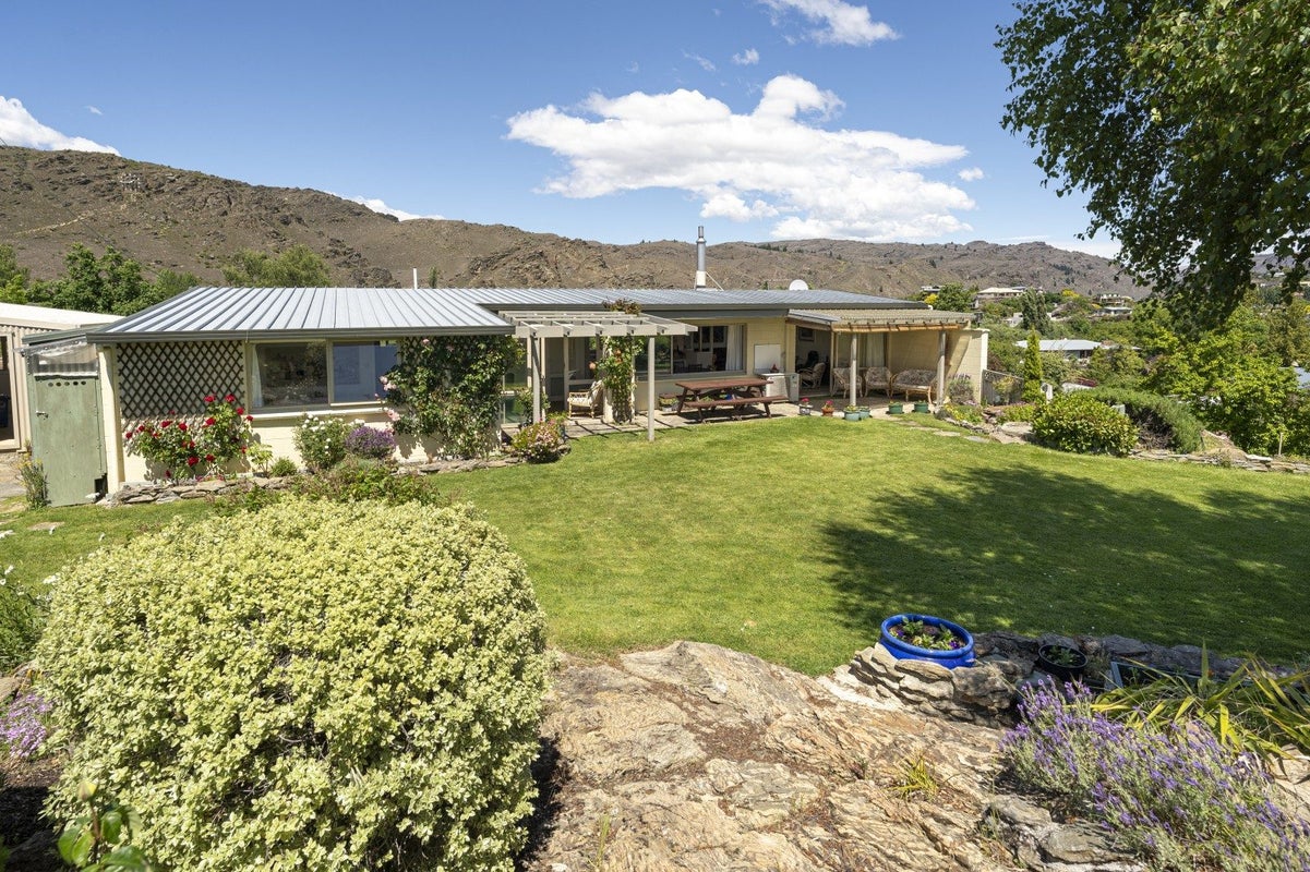 10 Kerry Street, Alexandra, Alexandra - Carousel 1
