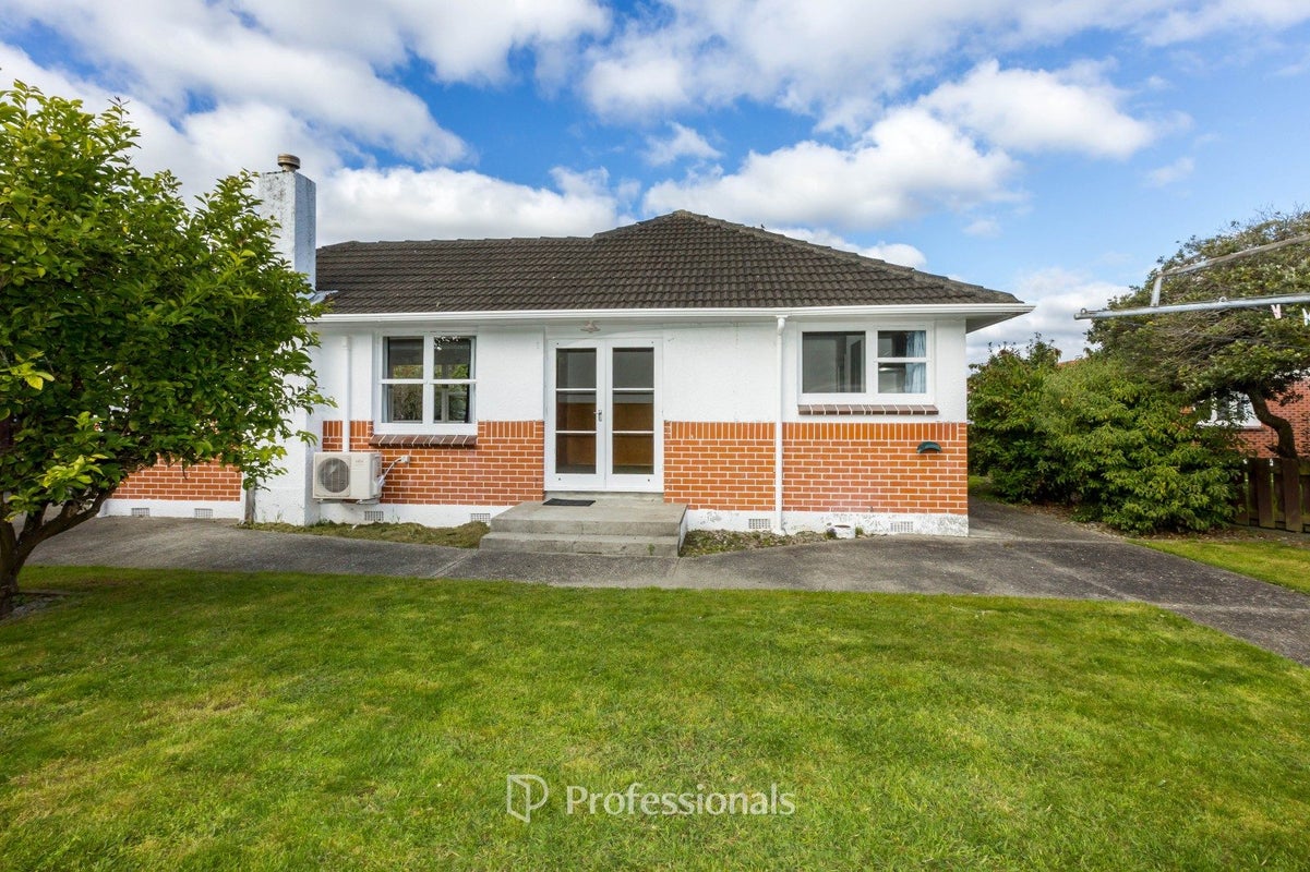 61 Kashmir Avenue, Clouston Park, Upper Hutt - Carousel 18