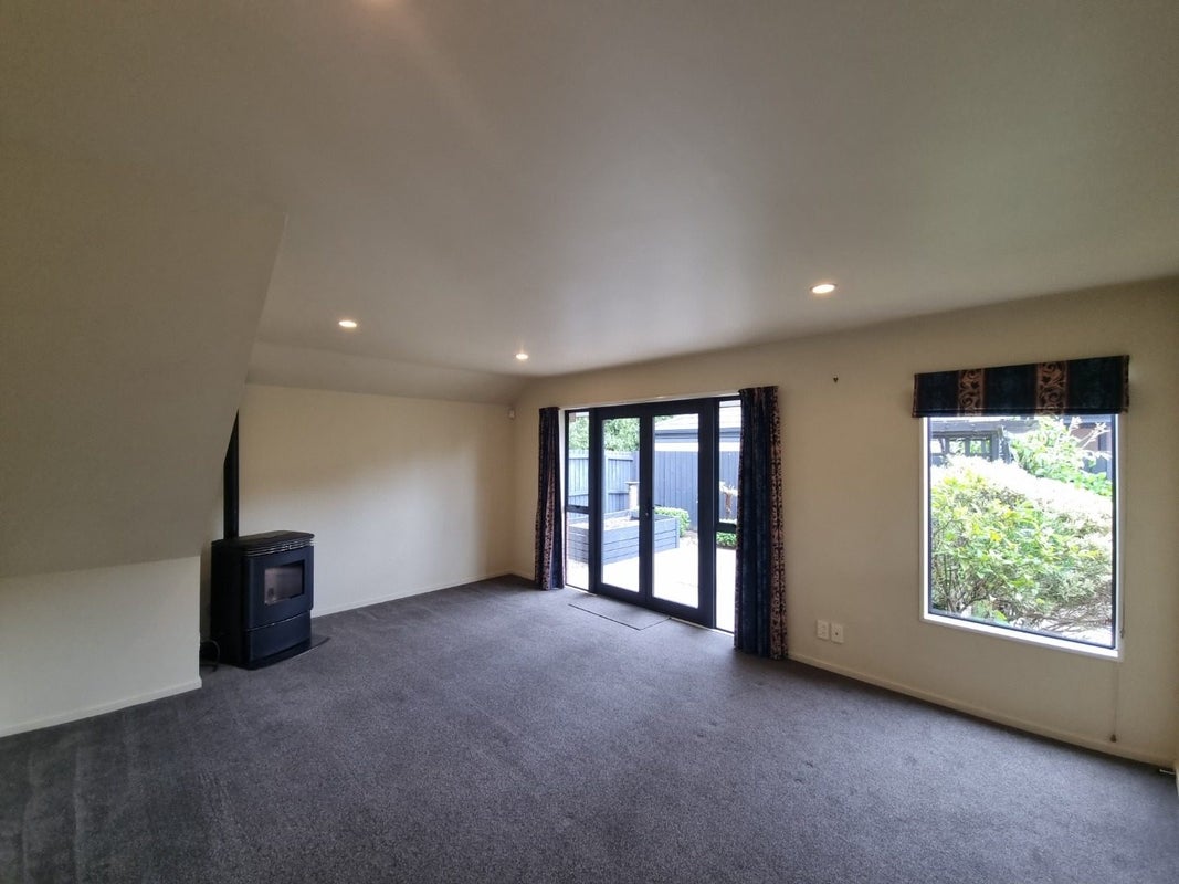 9 Strauss Place, Somerfield, Christchurch - Carousel 2