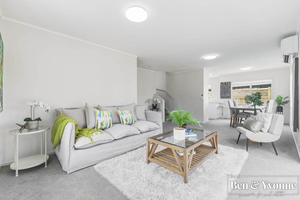 1/11 Harrison Road, Mount Wellington, Auckland - Carousel 2