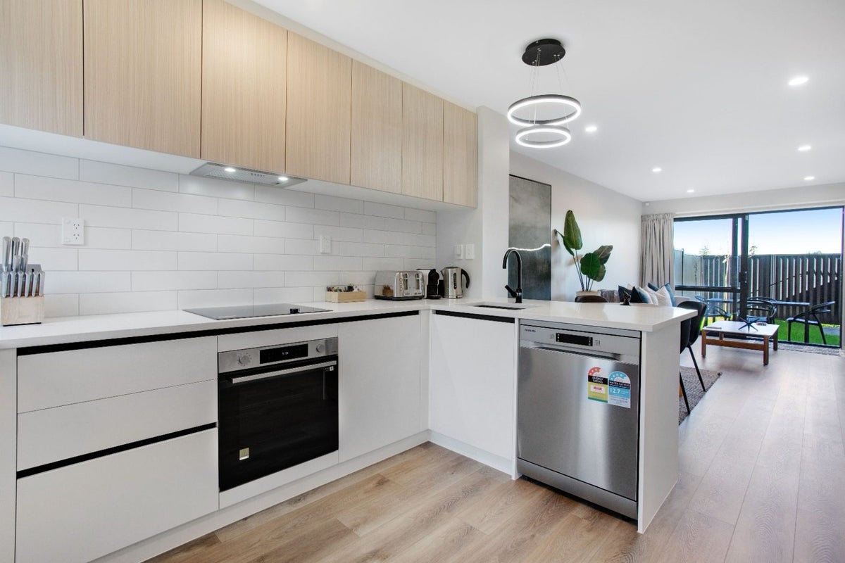 33 Te Ara Wai, Mangere East, Auckland - Carousel 2