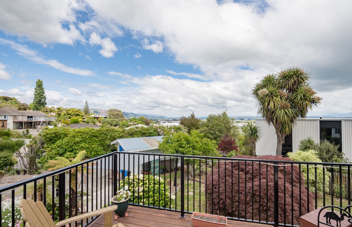 33 Tosswill Road, Tahunanui, Nelson - Carousel 2