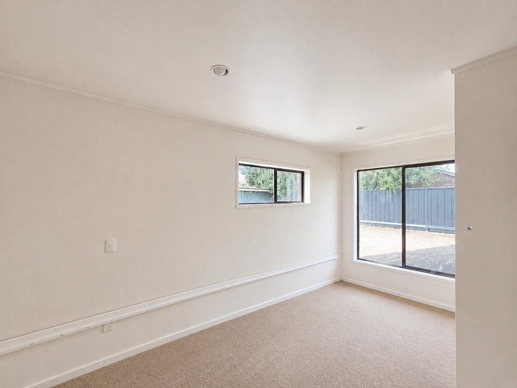 25 Cessna Crescent, Mangere, Auckland - Carousel 14