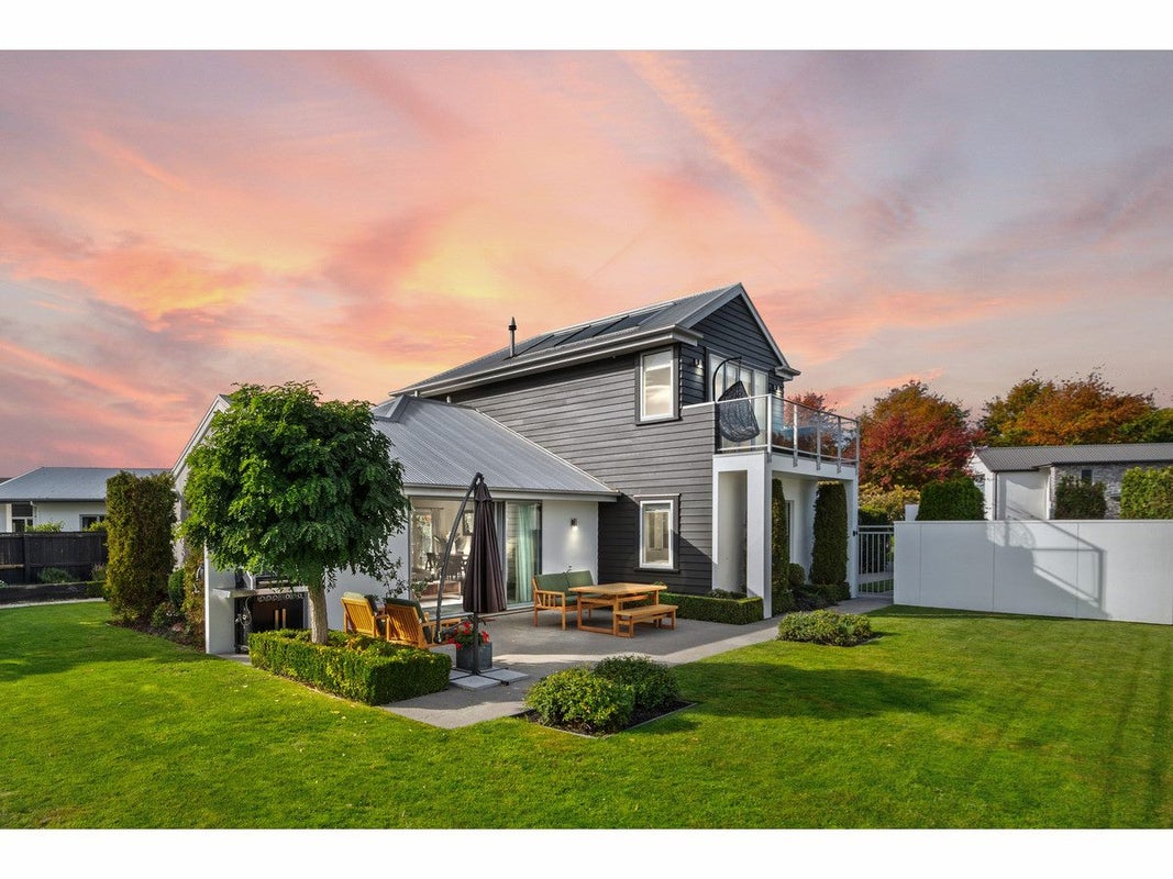 12 Springwater Avenue, Northwood, Christchurch - Carousel 1