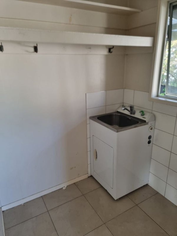 1/19A Ribblesdale Road, Henderson, Auckland - Carousel 14