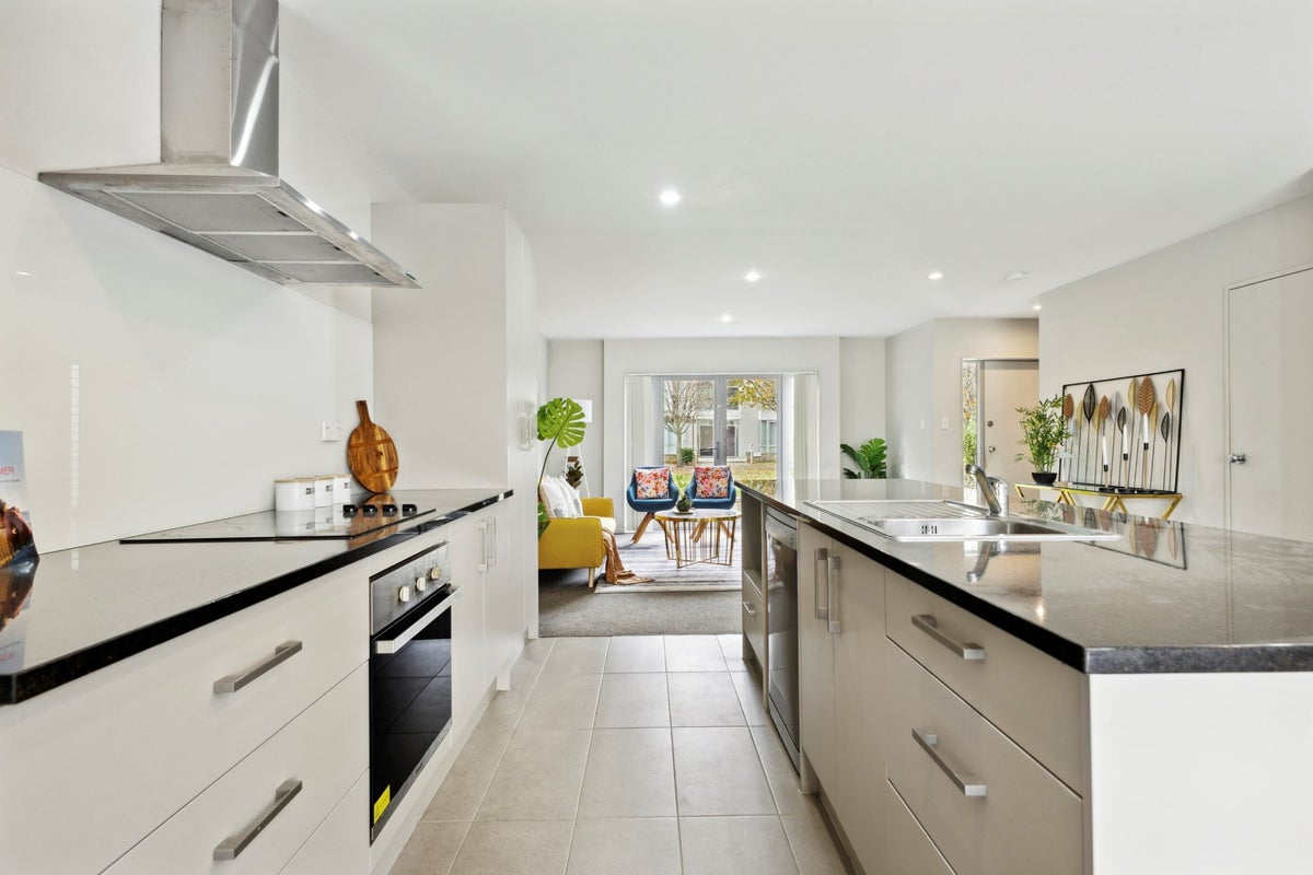 58 Kuaka Drive, Takanini, Auckland - Carousel 2