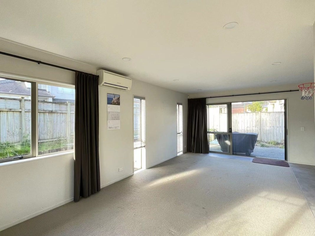 3 Tivoli Court, Flat Bush, Auckland - Carousel 2