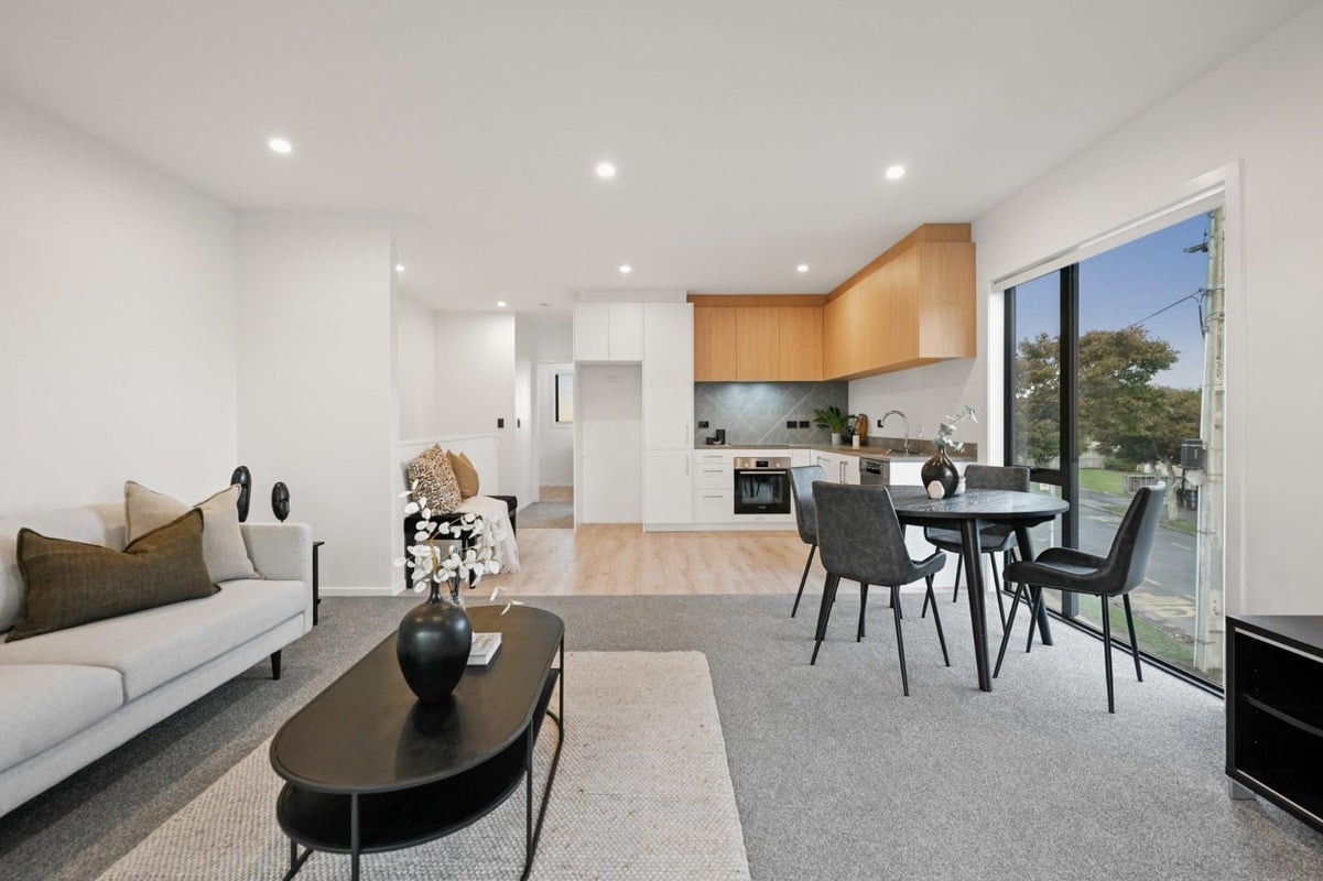 3/3 Vesty Avenue, Hillcrest, Hamilton - Carousel 1