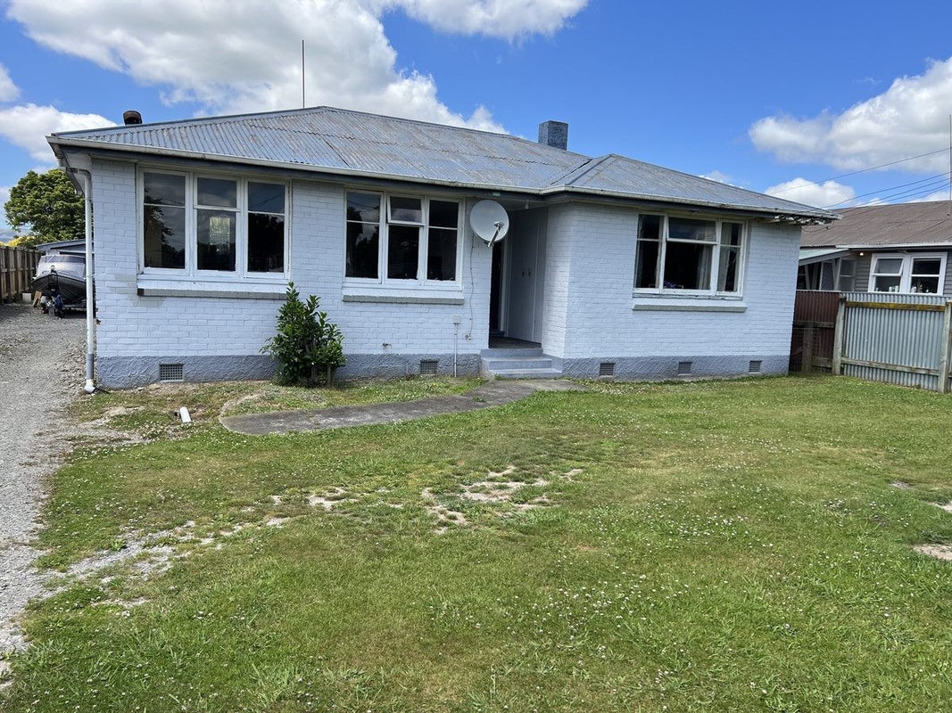 512 Pioneer Highway, Highbury, Palmerston North - Carousel 2