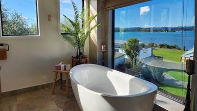 1A Veronica Street, Paihia, Paihia - Carousel 1