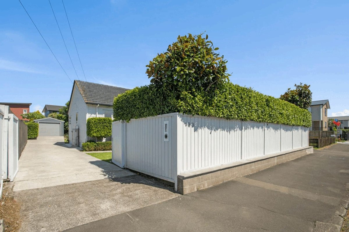 133 Rockfield Road, Penrose, Auckland - Carousel 2