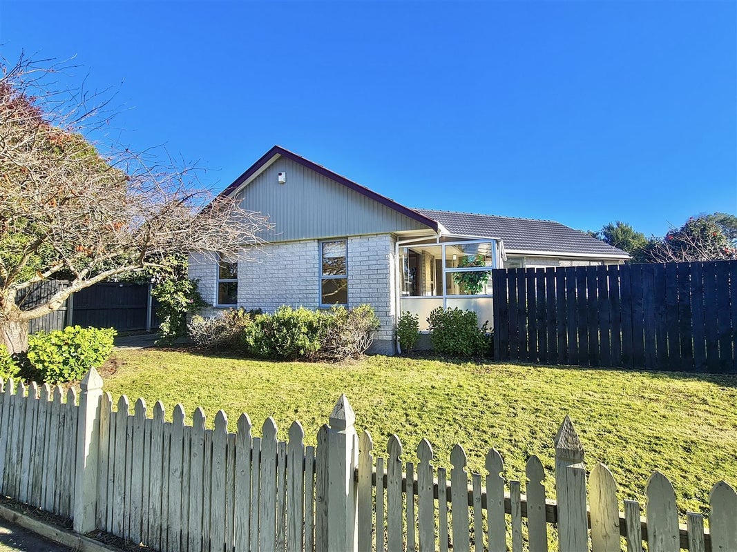 29 Jenkins Avenue, Redwood, Christchurch - Carousel 1