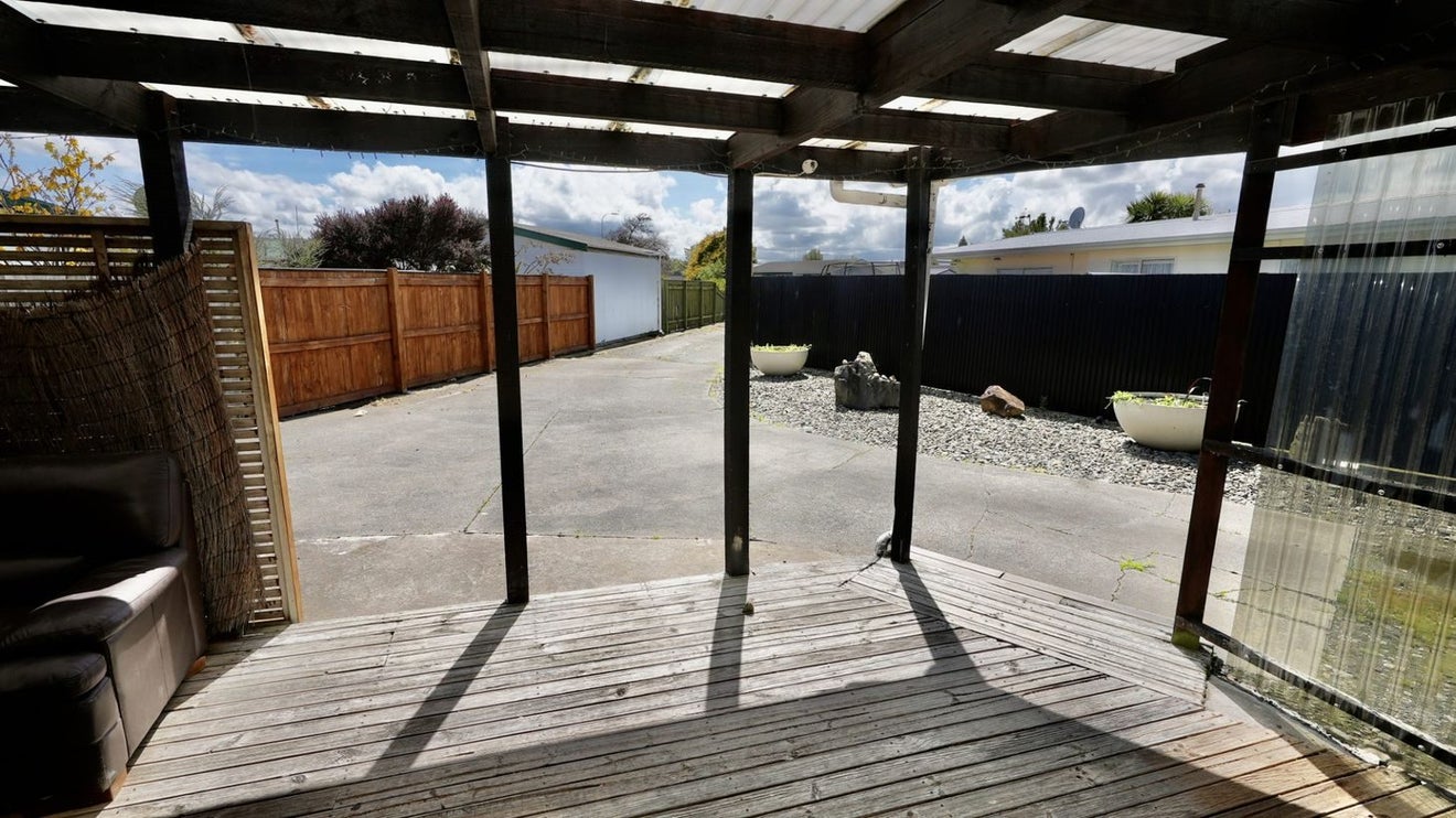 34 Acacia Street, Kelvin Grove, Palmerston North - Carousel 13