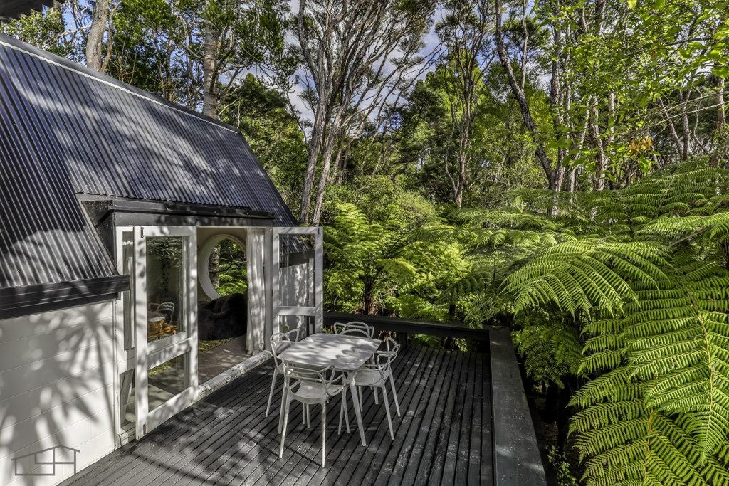 153 Atkinson Road, Titirangi, Auckland - Carousel 2