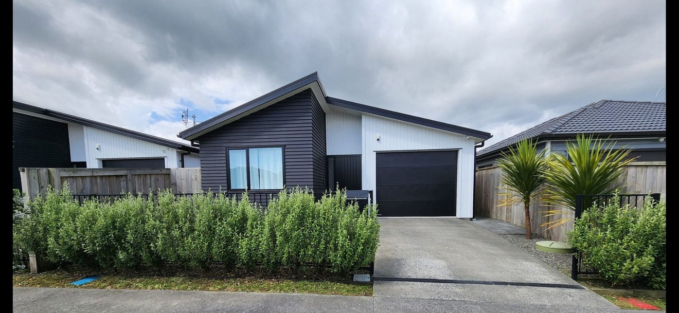 3 Castlepoint AVE, Takanini, Takanini - Carousel 1